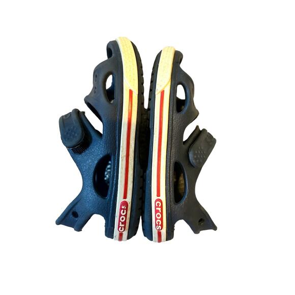 Kids Crocs Navy Blue With Red Sandals-‎ Size 6- Straps - Picture 8 of 11